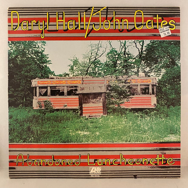 Used Vinyl Daryl Hall & John Oates – Abandoned Luncheonette LP USED VG++/VG+ J071424-04