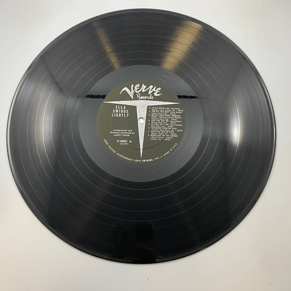 Ella Fitzgerald – Ella Swings Lightly LP USED Vinyl VG+/VG+