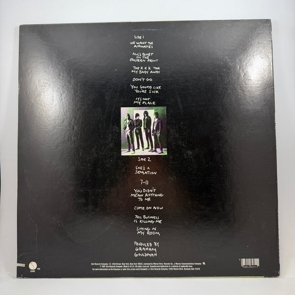 Ramones – Pleasant Dreams LP USED Vinyl VG+/VG+