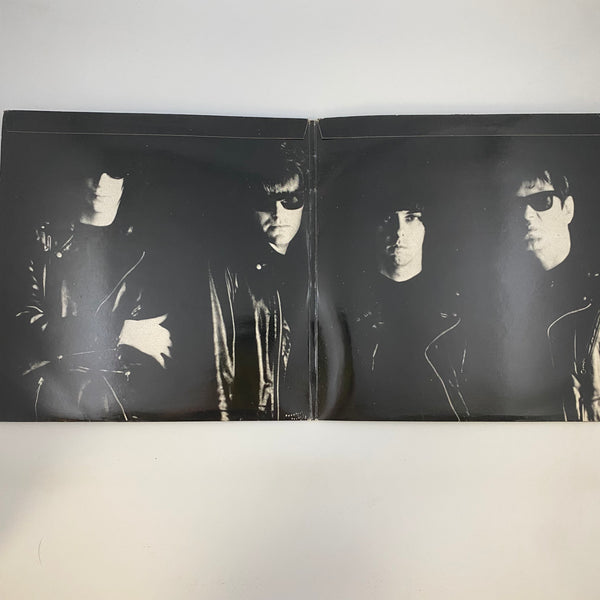 Ramones – Chasing The Night / Howling At The Moon (Sha-La-La) USED 7" Vinyl VG+/VG+