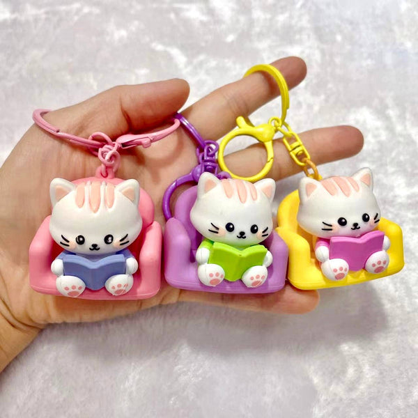 READING CAT KEY CHARM-12