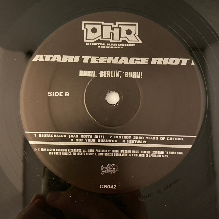Atari Teenage Riot – Burn, Berlin, Burn! 2LP USED VG++/VG – Hi