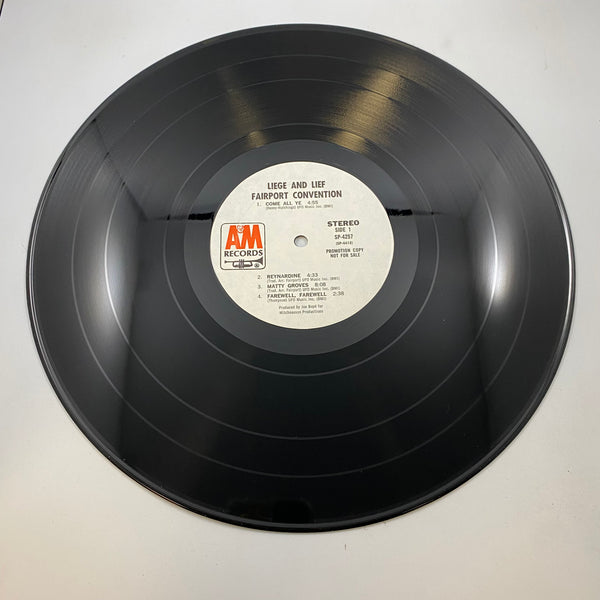 Fairport Convention – Liege & Lief LP USED Vinyl NM/VG+ / Promo Copy