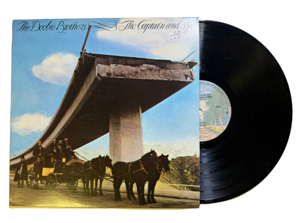 The Doobie Brothers – The Captain And Me LP USED VG+/VG+