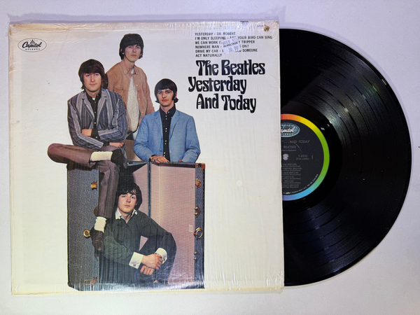 The Beatles – Yesterday And Today LP USED VG++/VG+
