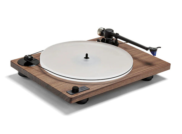 U-Turn Orbit Theory Walnut TURNTABLE NEW W/ PREAMP