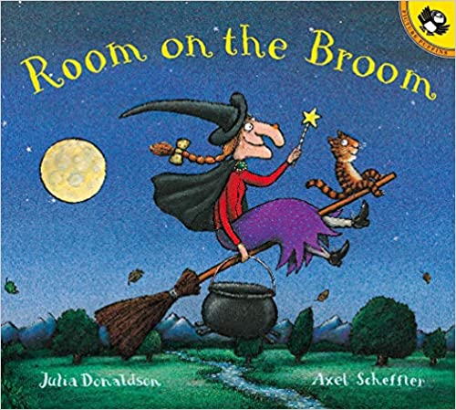 New Book Paperback Room on a broom 9780142501122