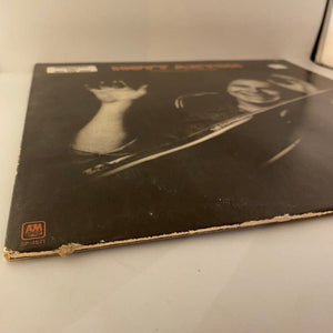 Used Vinyl Hoyt Axton - Fearless LP USED VG++/VG+ Promo J080722-32