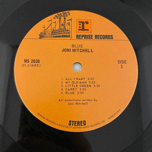 Used Vinyl Joni Mitchell – Blue LP USED VG+/G+ 1971 Pressing J070124-15