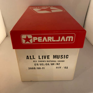 Used Vinyl Pearl Jam - Official 2009 World Tour Box Set 32CD USED VG++/VG+ Ten Club J033124-26