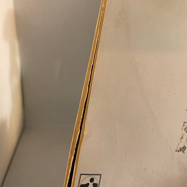 Used Vinyl Syd Barrett – The Madcap Laughs / Barrett 2LP USED VG+/VG+ 1974 Pressing J092124-09