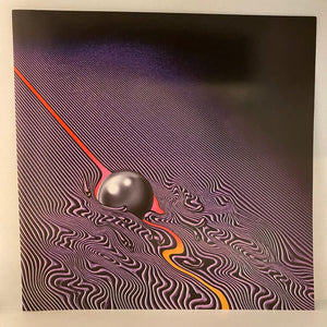 Used Vinyl Tame Impala – Currents 3LP USED VG+/VG++ Red Vinyl Box Set w/ 7" & Flexi Disc J082424-07