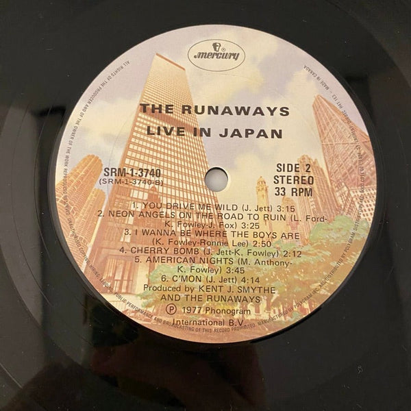 Used Vinyl The Runaways – Live In Japan LP USED VG++/VG++ J121123-07