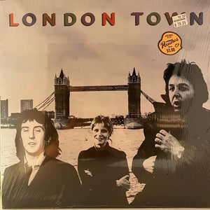 Used Vinyl Wings – London Town LP USED NM/NM J103022-05